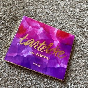 Tartelette in bloom palette